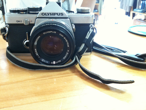 OLUMPUS OM-2